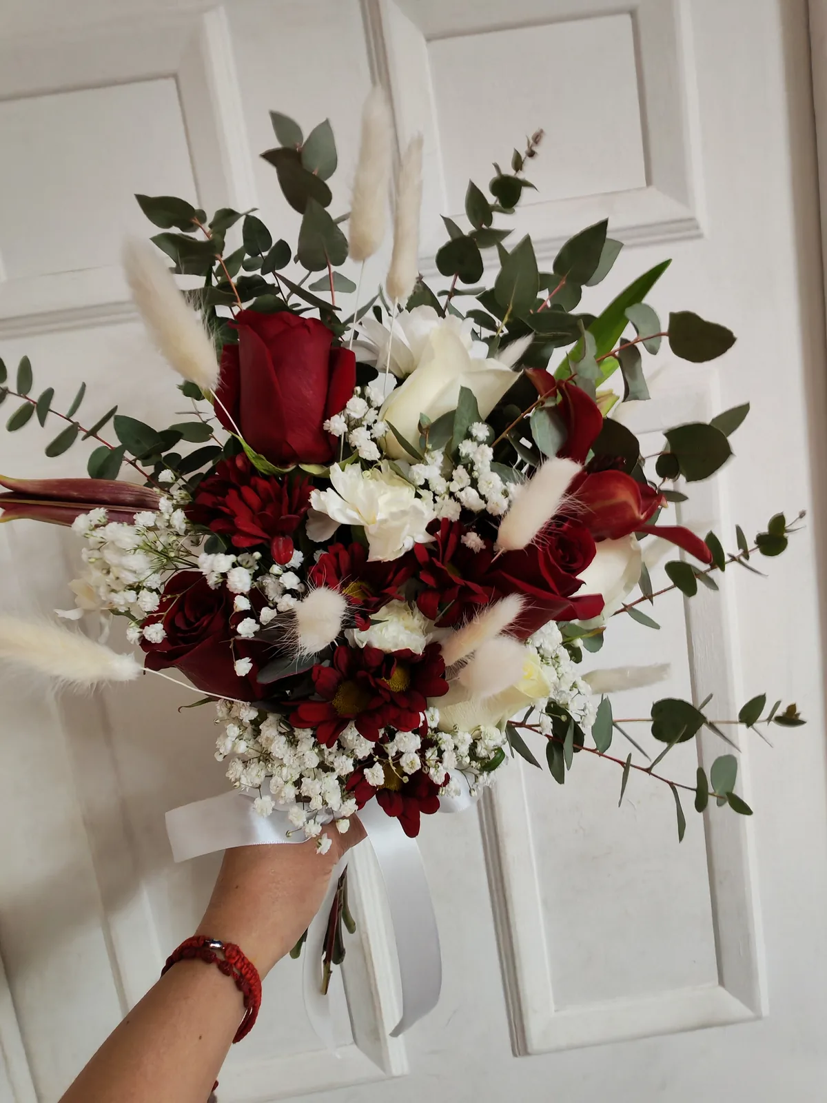 Ramo estilo boho tonos rojo con blanco